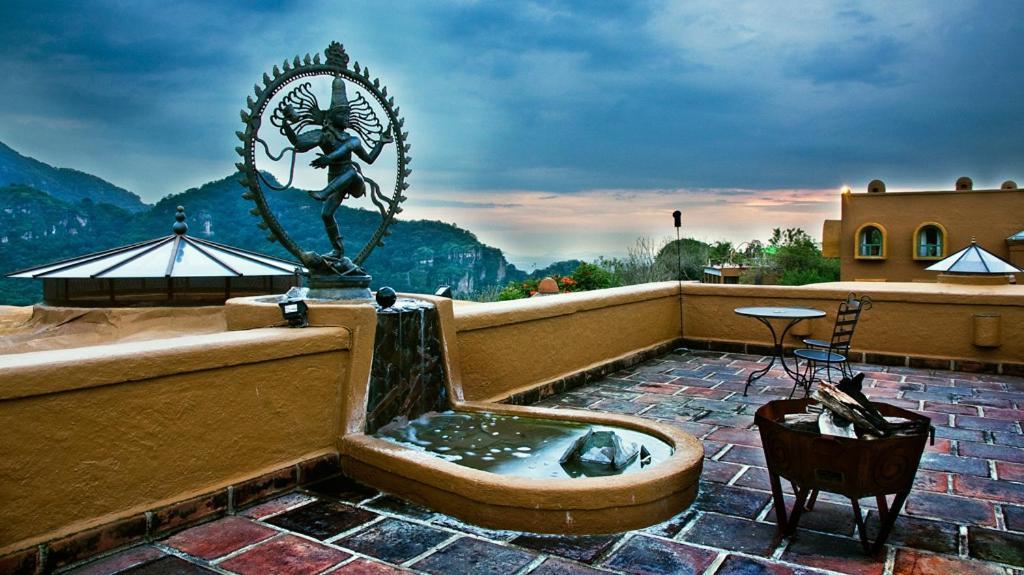 Hostal De La Luz - Spa Holistic Resort Tepoztlán Exterior photo